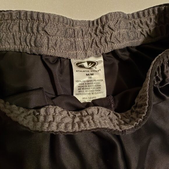 MED 8 Athletic Works dark gray boys shorts - Picture 3 of 3